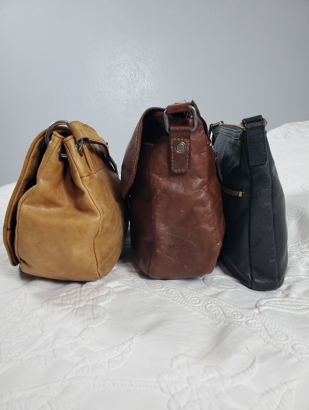 3 Women’s Leather Crossbody Bags - Fossil Black, Jack George Brown, Born Tan - Picture 3 of 16